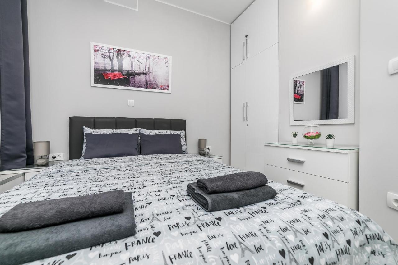 Ferienwohnung Gray Luxe Belgrad Exterior foto