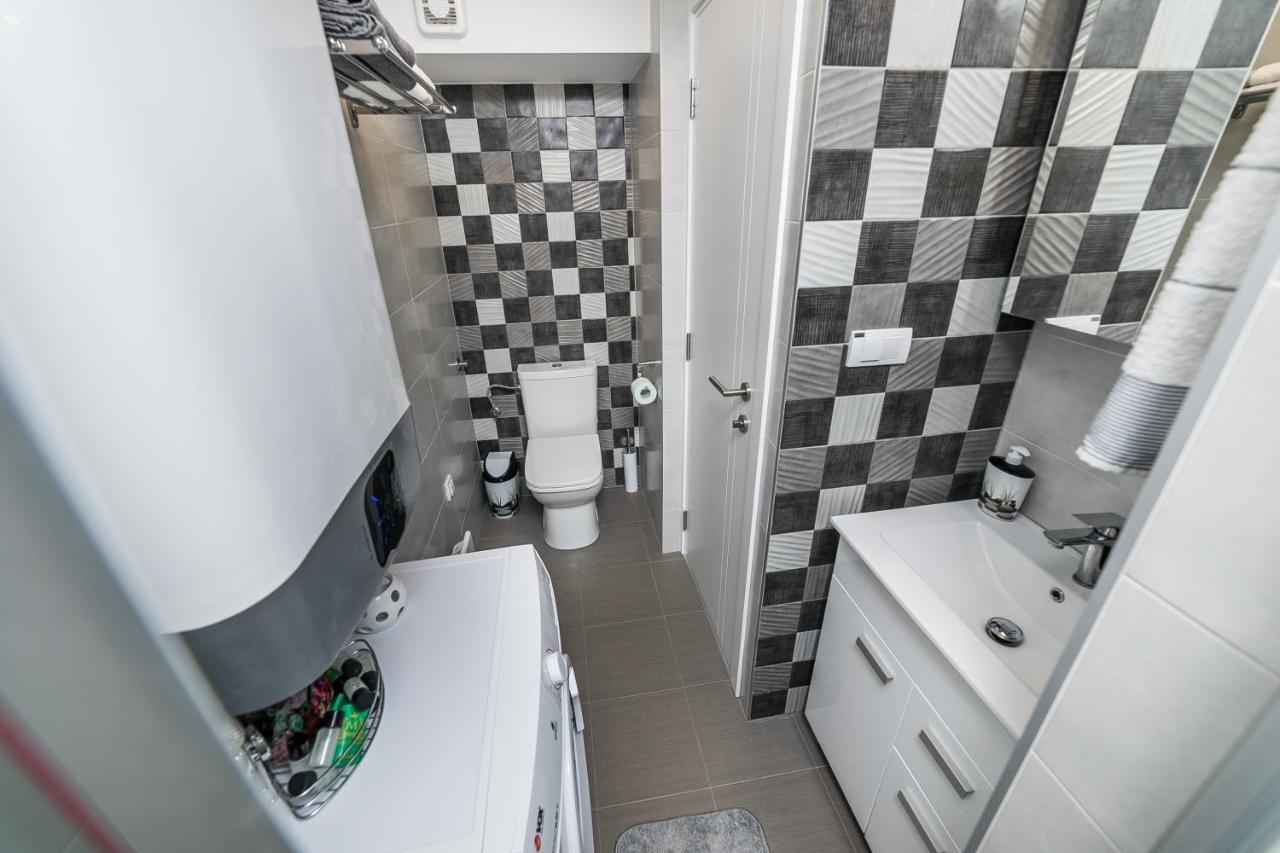 Ferienwohnung Gray Luxe Belgrad Exterior foto