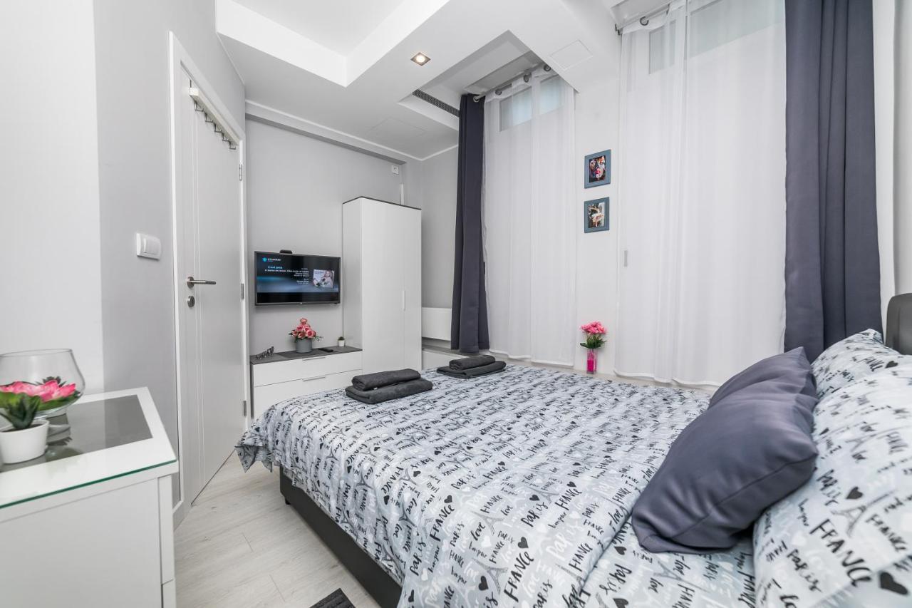 Ferienwohnung Gray Luxe Belgrad Exterior foto