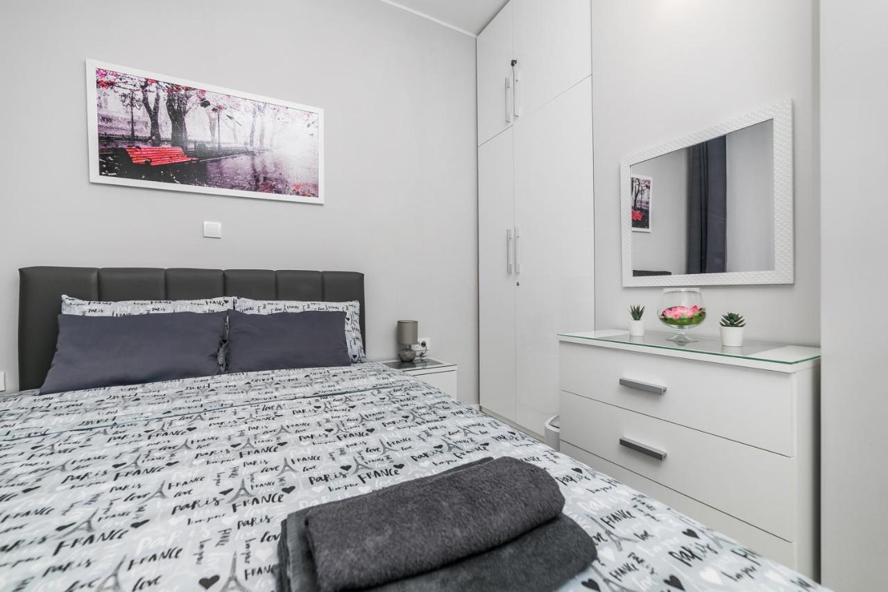 Ferienwohnung Gray Luxe Belgrad Exterior foto