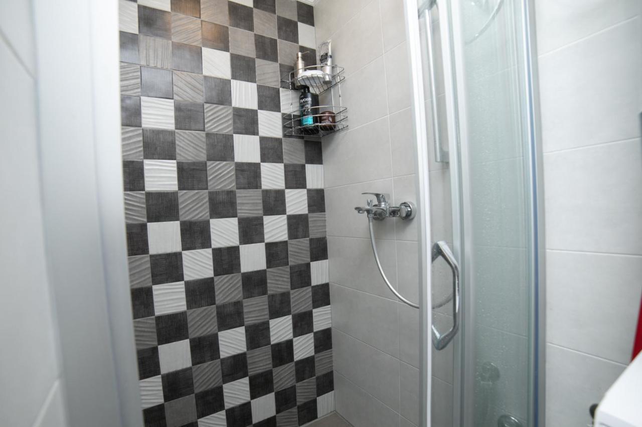 Ferienwohnung Gray Luxe Belgrad Exterior foto